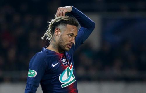 Neymar dianggap menghina Wasit